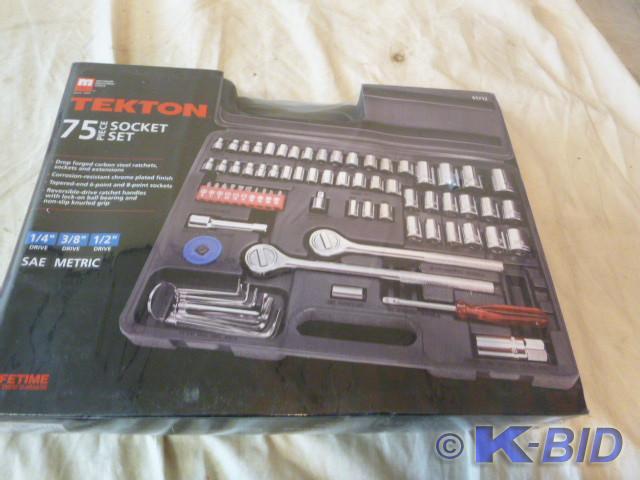 Tekton 75 Piece Socket Set with Cas...
