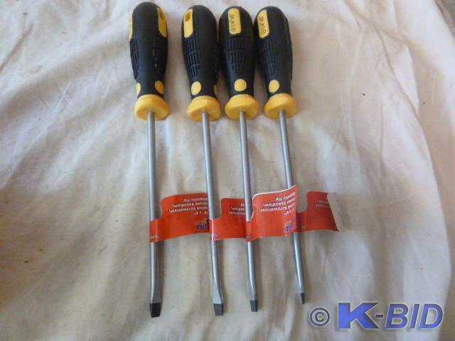 4 Slotted Screwdrivers with Magneti...