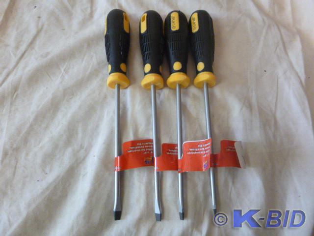 4 Slotted Screwdrivers with Magneti...