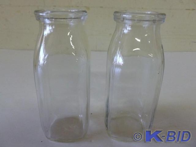 Lot of two vintage 12 pint glass m...
