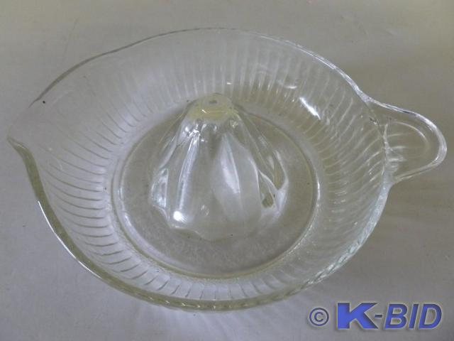 Large vintage clear glass juicer th...