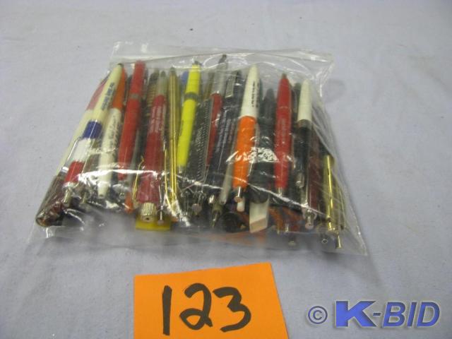 lot 123 image: large lot of collectible vintage ad...