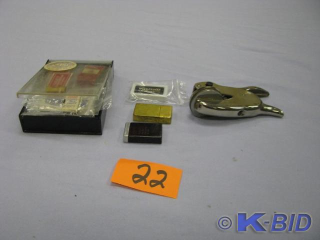 lot 22 image: Multiple razors packages rolls razo...