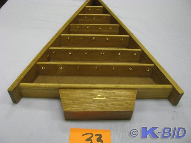 lot 33 image: Hallmark mini ornament tree