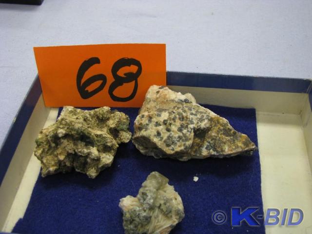 lot 68 image: crystal and mineral sample, unsure ...