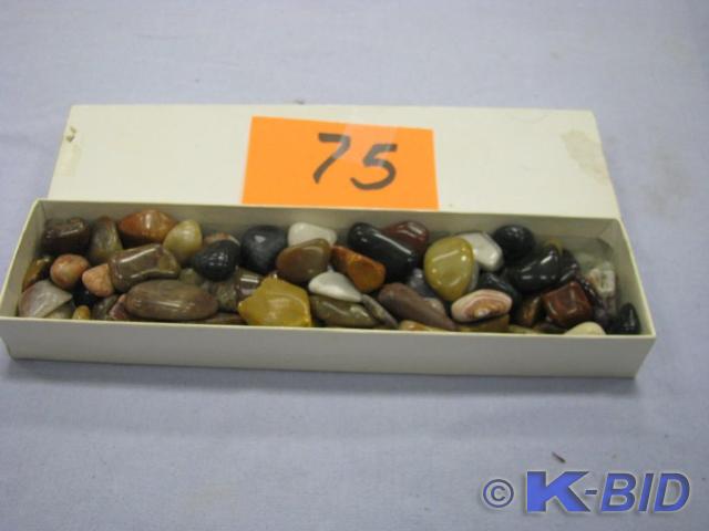 lot 75 image: polished stones these are very nice...