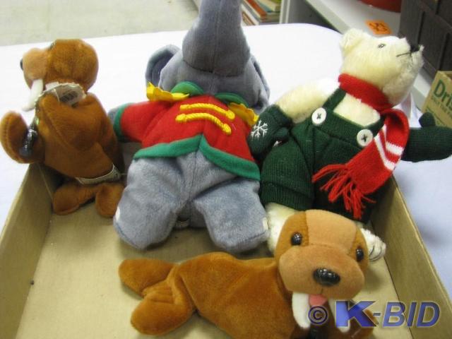 lot 86 image: 4 plush toy animals two coca cola