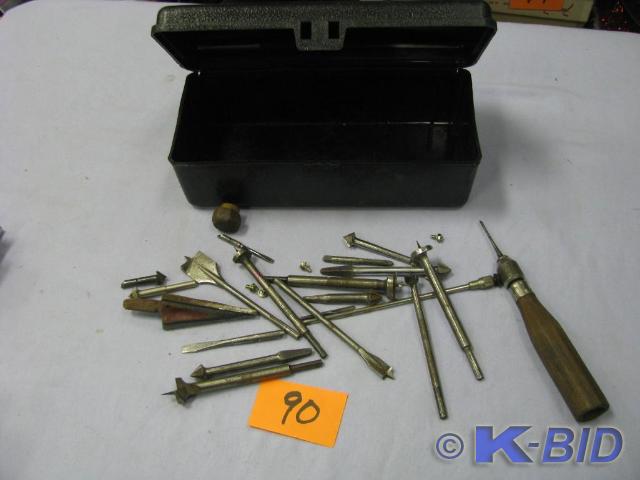 lot 90 image: toolbox with tools