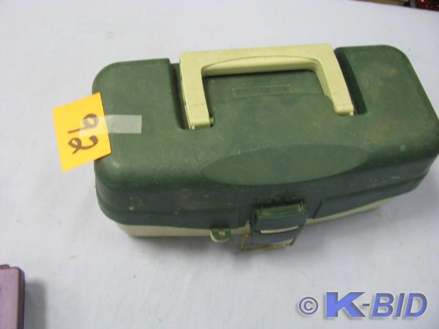 lot 92 image: tackle box with fishing line