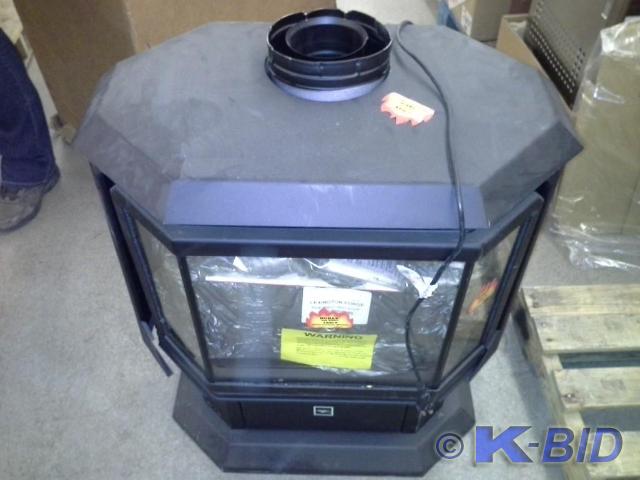 lot 91 image: Lexington Forge Stove with Black Do...
