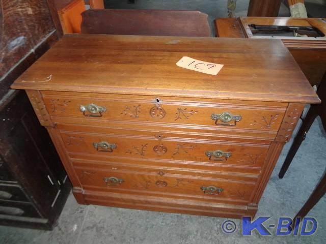 Very Nice Three Drawer, great decor...