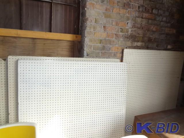 Peg Board (9)