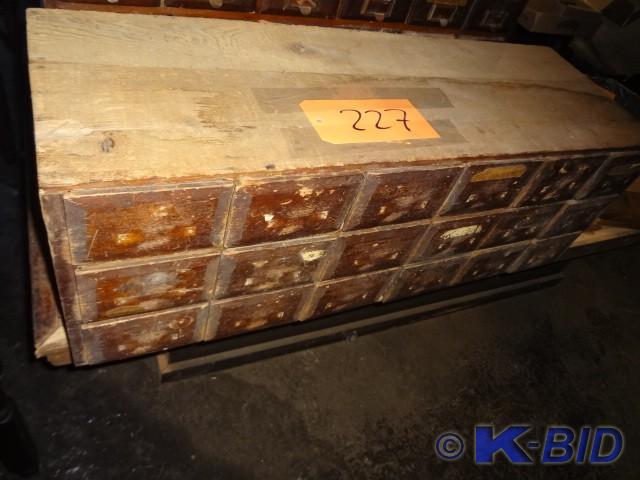 18 Drawer Index, old