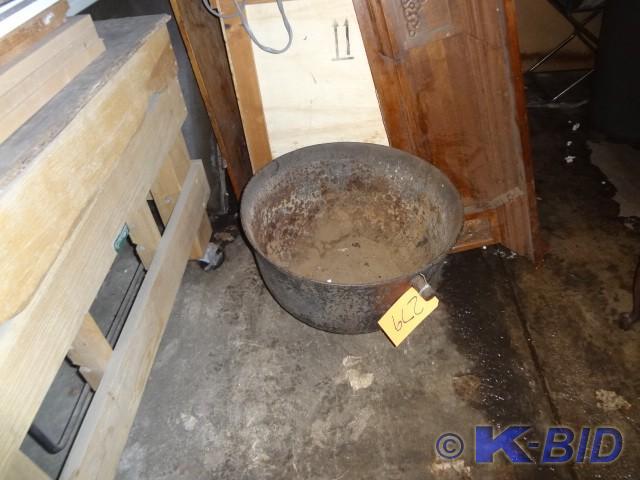 Large Cauldron