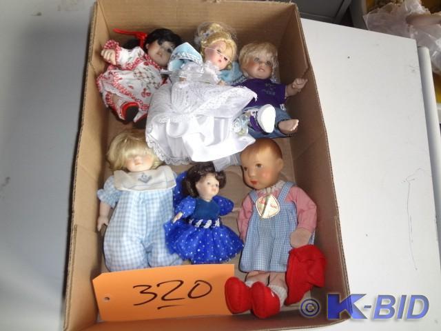 (6) Small Dolls, mixed types
