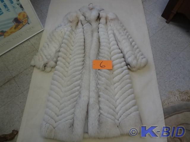 Full Length Fox, sz 14 approx