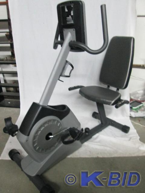 lot 27 image: Proform 210 CSX Recumbent Bike    R...