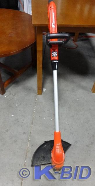 BLACK &amp DECKER GH610 5.5 AMP 14...