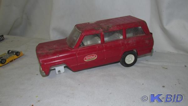 9 tin TONKA &nbsplike jeep - fron...