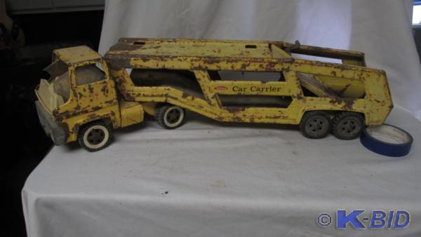 large tin TONKA Car Carrier&nbsp