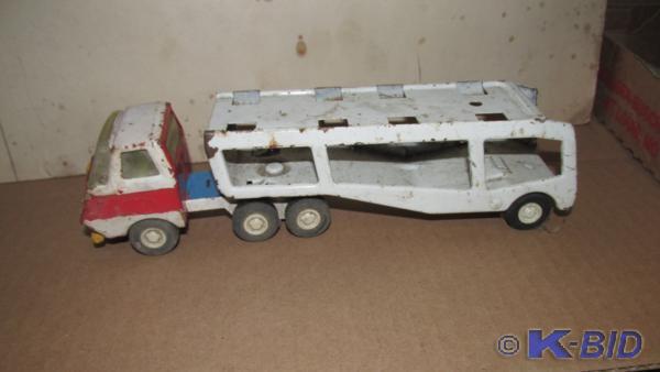 vintage tin car carrier