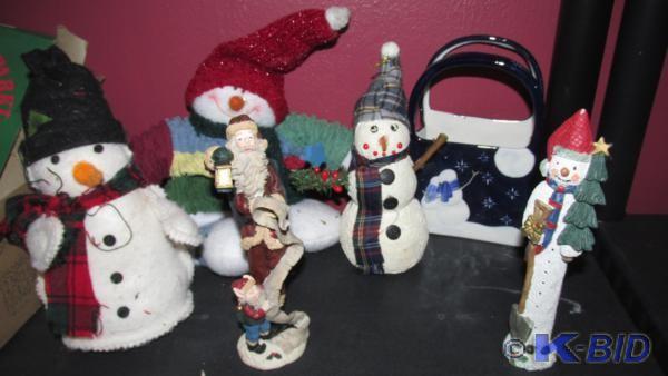 holiday decorations see them in Ale...
