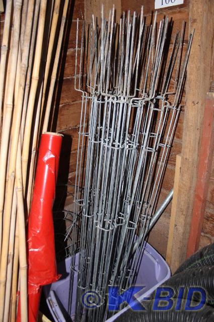 lot 106 image: Lot of (29) Items (26) Wire Fencin...