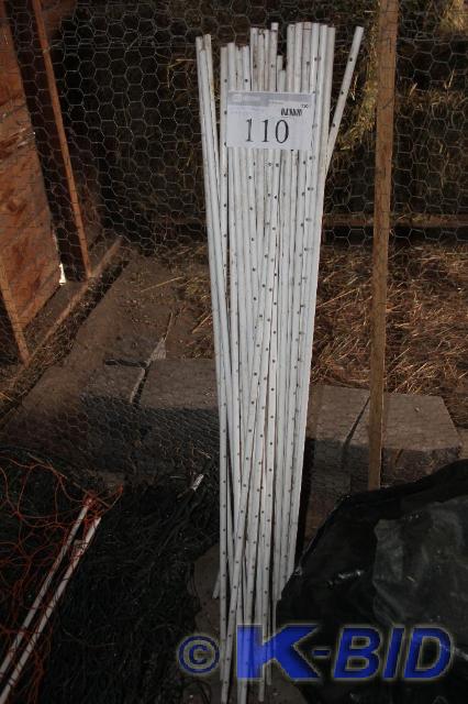 lot 110 image: Lot of (30) Electric Fencing Poles