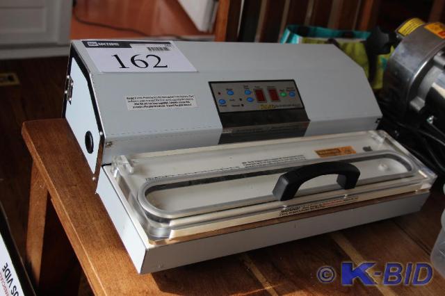 lot 162 image: Cabelas, CG-15, Vacuum Sealer, Foo...