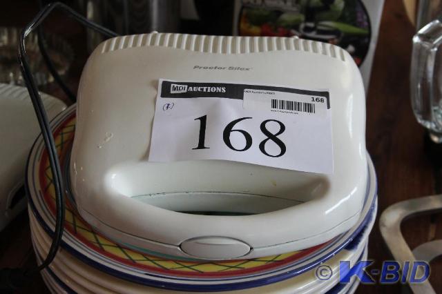 lot 168 image: Proctor Silex, Waffle Iron, Model# ...