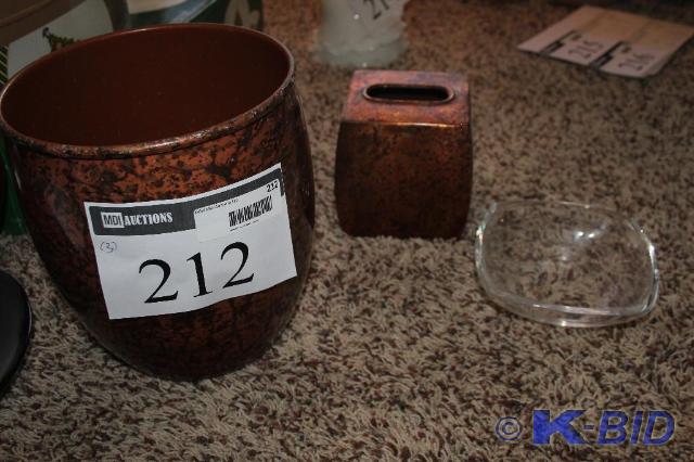 lot 212 image: Lot of (3) Items (1) Decorative Va...