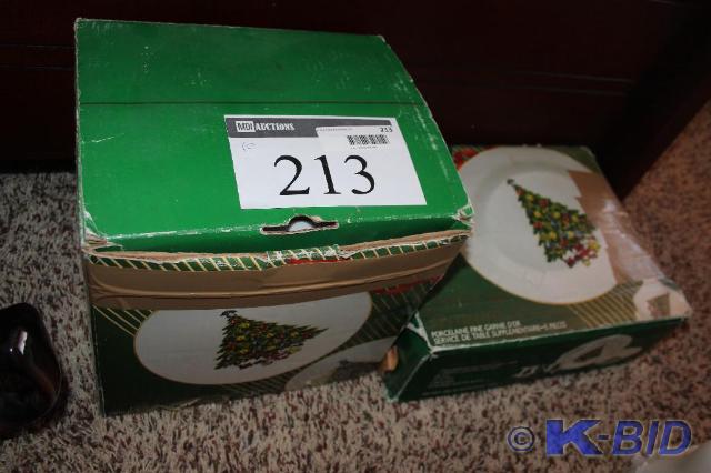 lot 213 image: Lot of (8) Items (4) Ceramic, Coff...