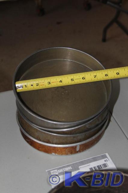 lot 41 image: Lot of (4) Cake Pans, 8 Diameter