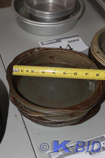 lot 42 image: Lot of (10) Bakers Secret, Cake Pa...
