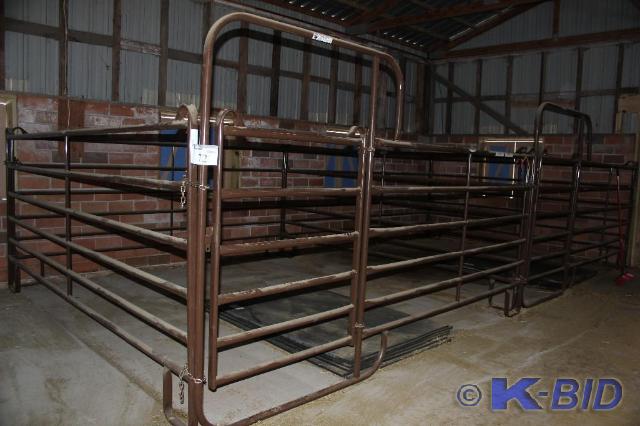 lot 72 image: Dual Horse Stall, Complete with (6)...