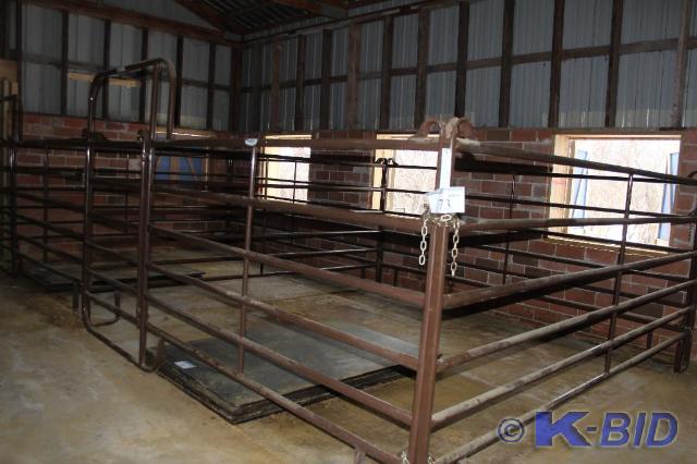 lot 73 image: Dual Horse Stall, Complete with (6)...