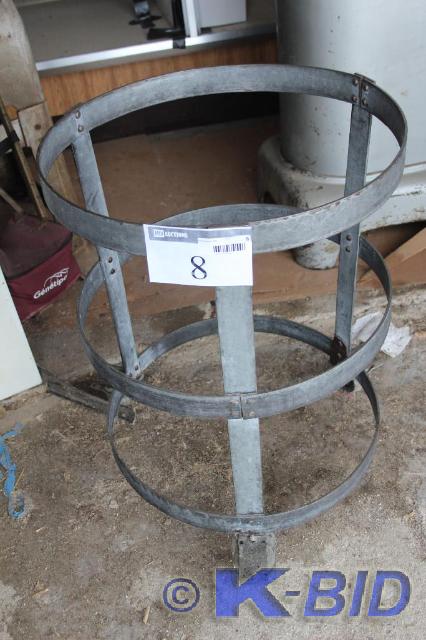 lot 8 image: Rolling, Bin Holder