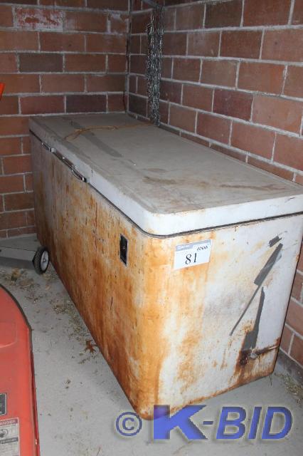lot 81 image: Freezer, Coronado, Rusted, 75 L x ...