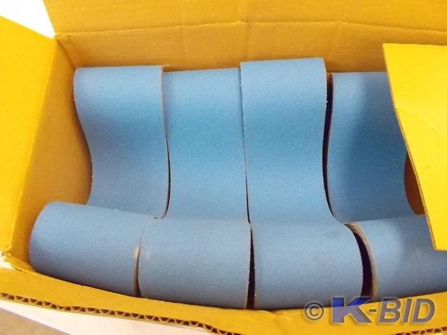 1 box of 50 Norton Metalite sanding...
