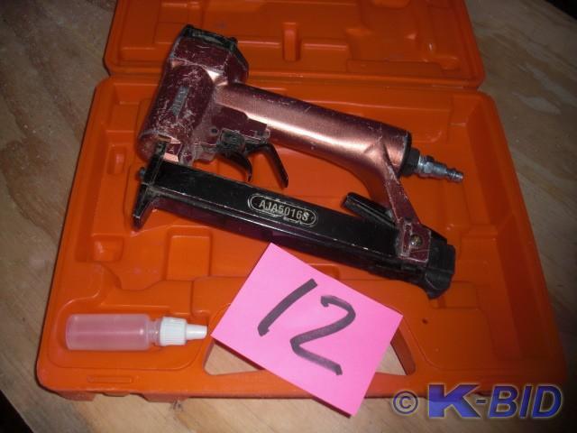 lot 12 image: AIRY AJA 5016S Stapler