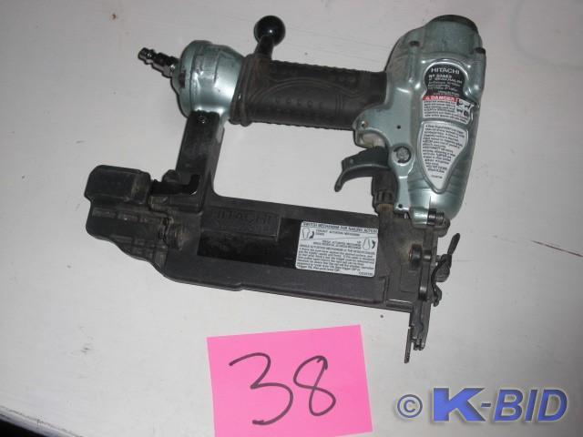 lot 38 image: Hitachi NT 50AE Brad Nailer