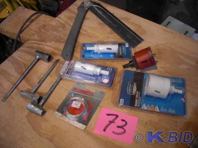 lot 73 image: Miscellaneous Hole Saws, HAND SAW