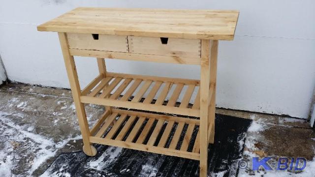 lot 10 image: Moveable Wood &nbspKitchen Cart on...