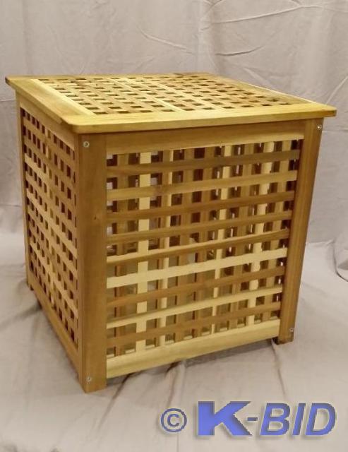 lot 20 image: HOL Wood Cedar Crate with lid. Thi...