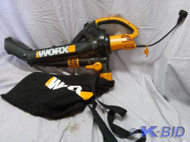 lot 73 image: Work X Leaf blower Electric. Coolst...