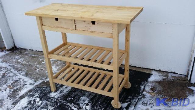 lot 9 image: Moveable Wood &nbspKitchen Cart on...