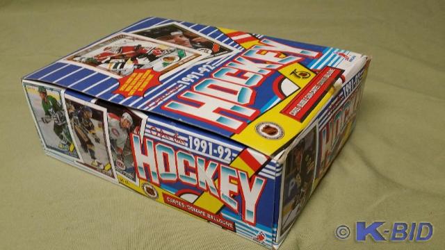 Case of 91-92 Season Hockey cards f...