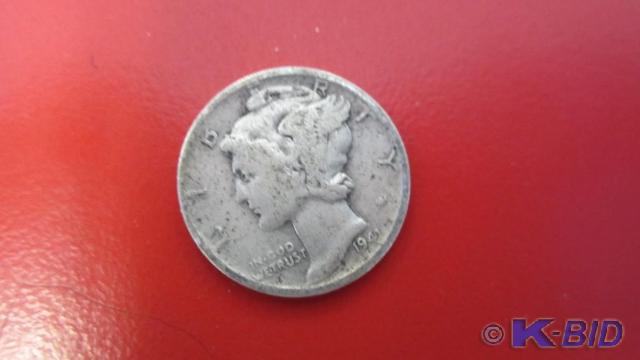 lot 107 image: 1930s &amp 1940s Mercury Dimes (...