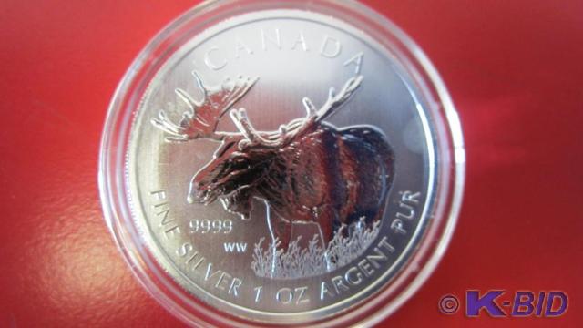 lot 142 image: 2012 1oz Silver Canadian Moose Coin...