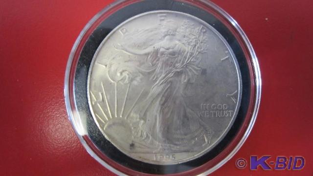 lot 153 image: 1995 1 oz Silver American Eagle